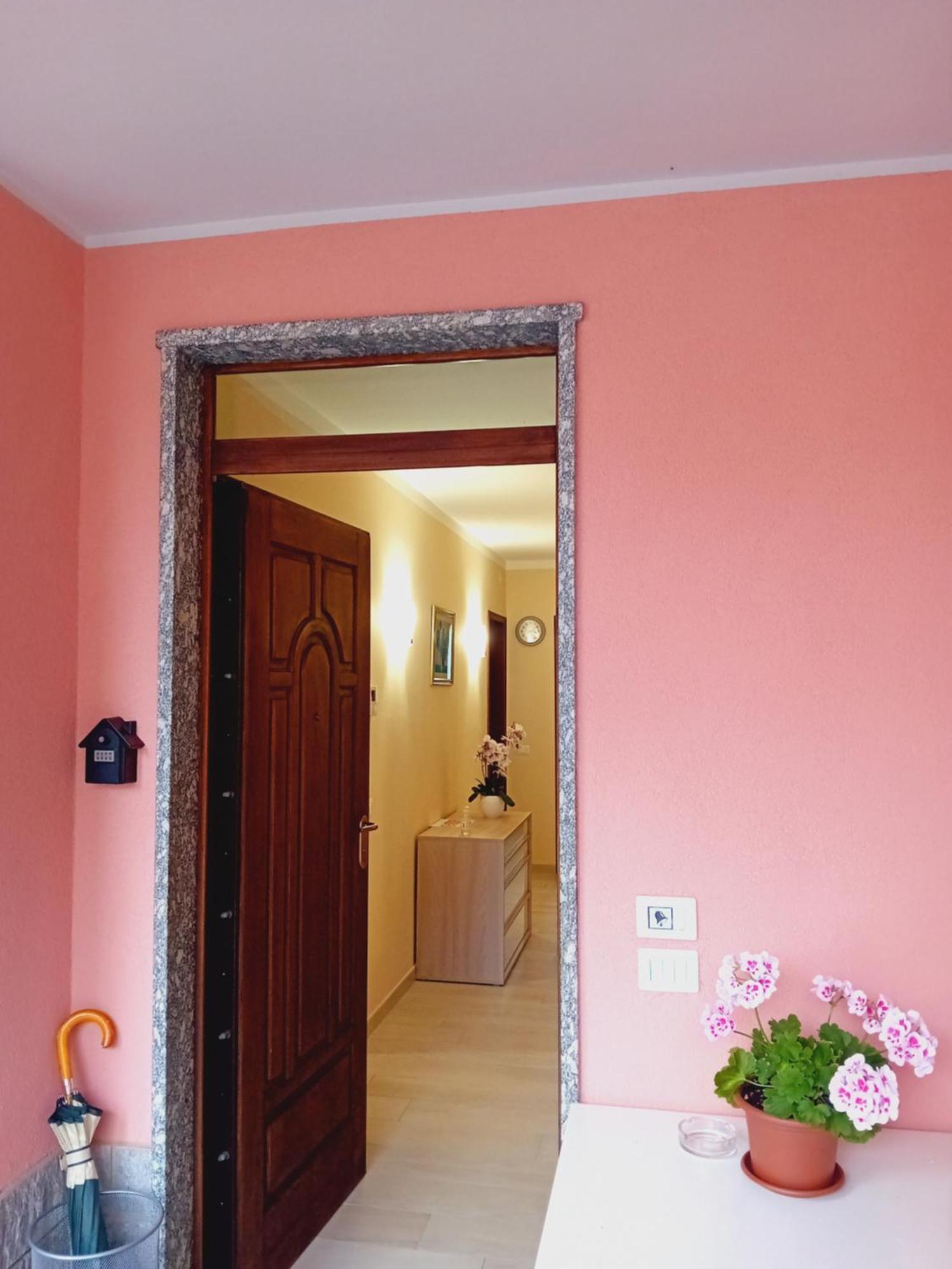 Casa Vacanze Kristina Brissago-Valtravaglia Екстериор снимка